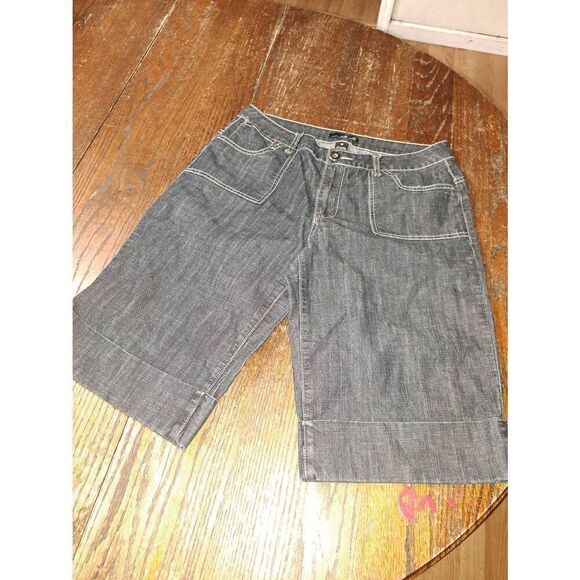 Size 10 Willi Smith Denim Jean Bermuda Casual Shorts Cuffed Hem Pockets - Picture 3 of 4